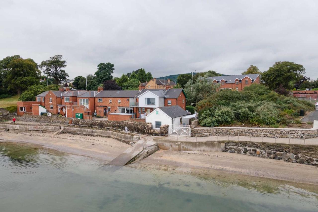 Вилла Coastguard Boat House On Belfast Lough Ньютонэббей Экстерьер фото